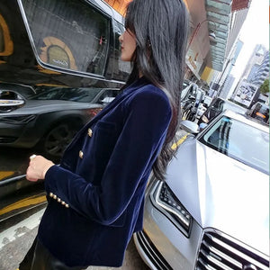 Elegant velvet blazer