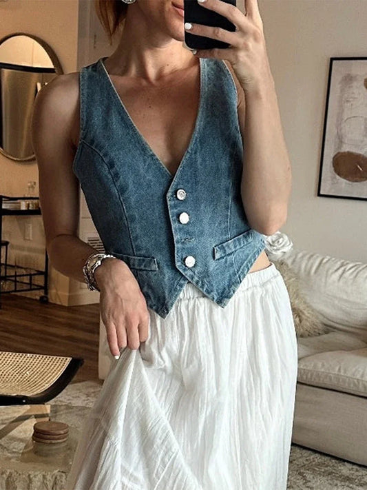 Comfortabel Denim Crop Vest