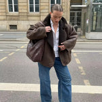 Emilia Oversized Bruine Leren Winterjas met Faux Fur – Stijlvolle en Warme Bescherming voor de Winter