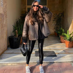 Emilia Oversized Bruine Leren Winterjas met Faux Fur – Stijlvolle en Warme Bescherming voor de Winter